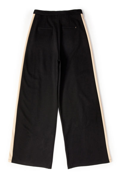 Holland Cooper Wide Leg Pant in Black Back