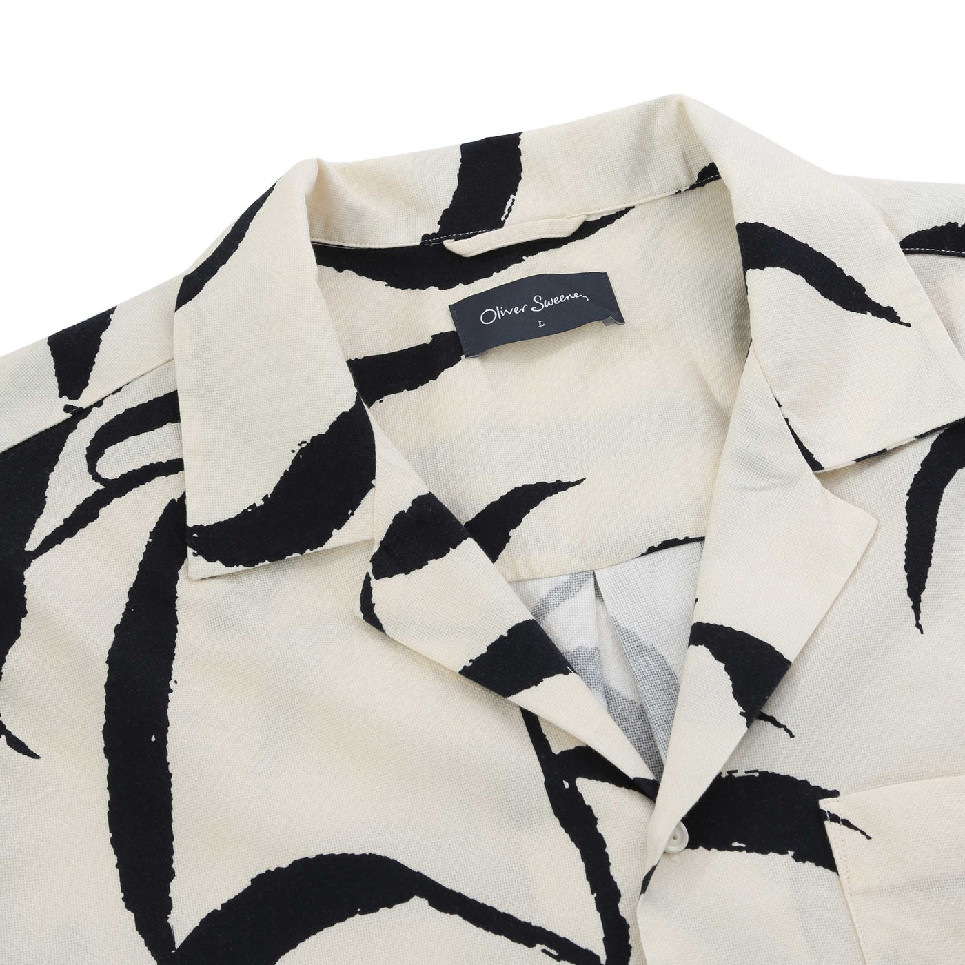 Oliver Sweeney Ravenshead Printed SS Shirt in Ecru Collar